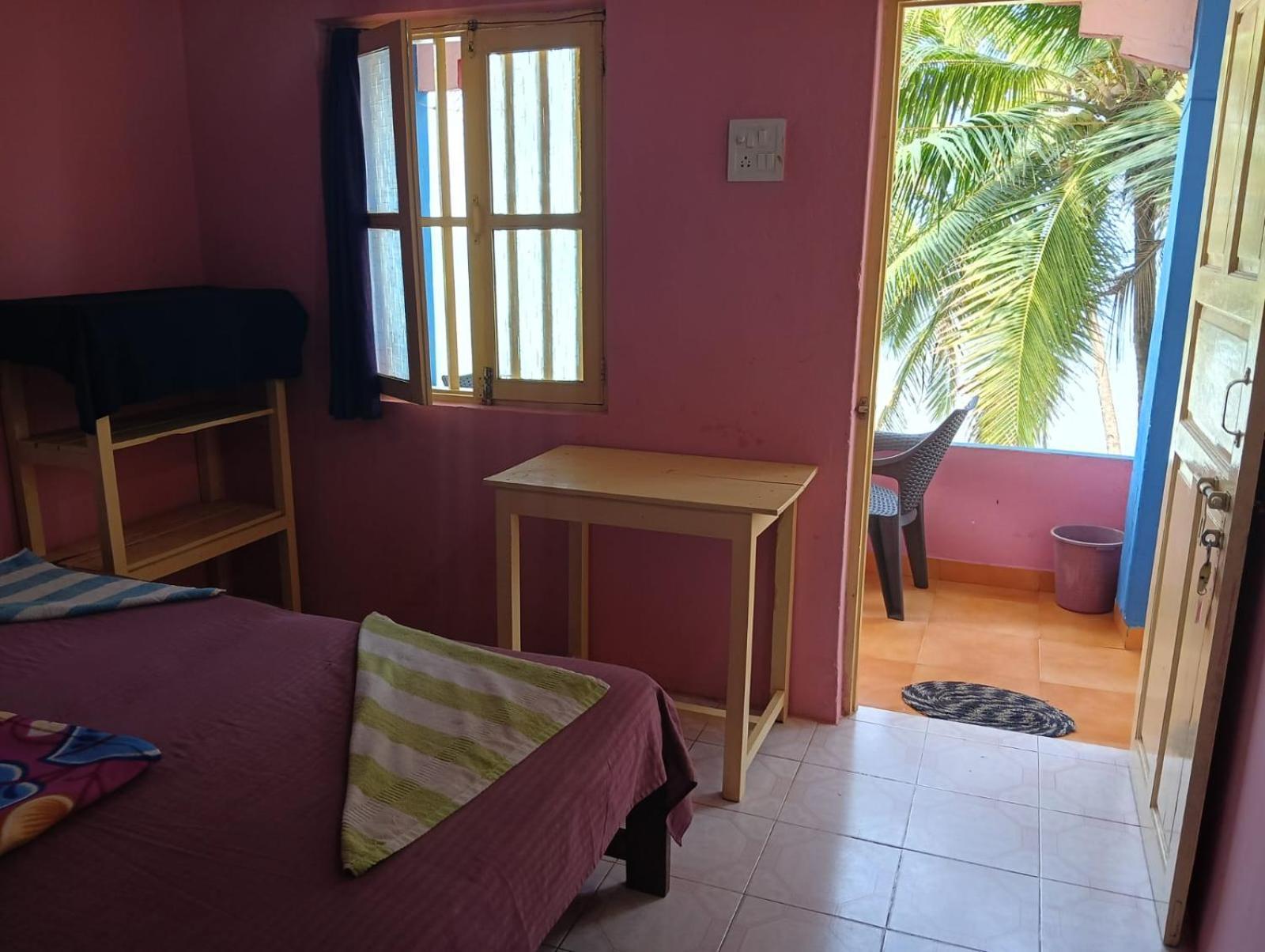 Om Ganesh Guest House Cliffside Arambol Zimmer foto